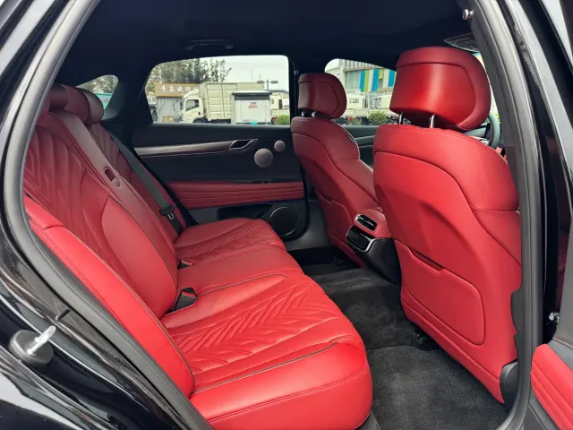 Genesis G80 — Фото автомобиля 14