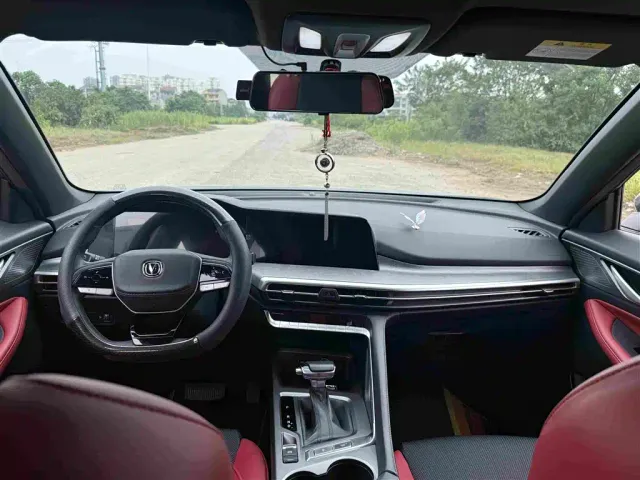 Changan Changan CS35 PLUS 2023 Enjoyment Edition 1.4T DCT Luxury — Фото автомобиля 6