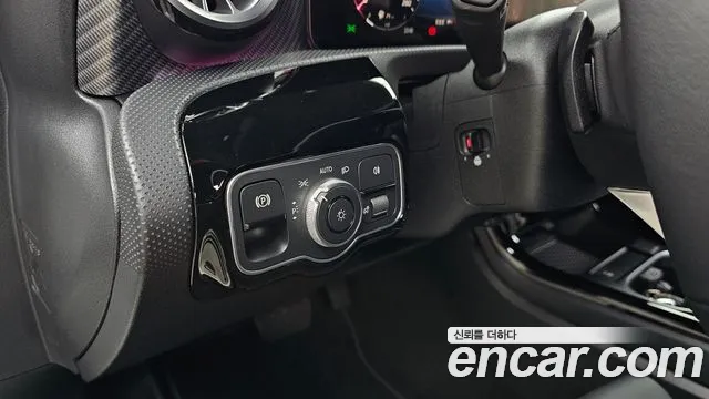 Mercedes-Benz A-Class W177 — Фото автомобиля 18