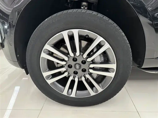 Land Rover Range Rover — Фото автомобиля 5