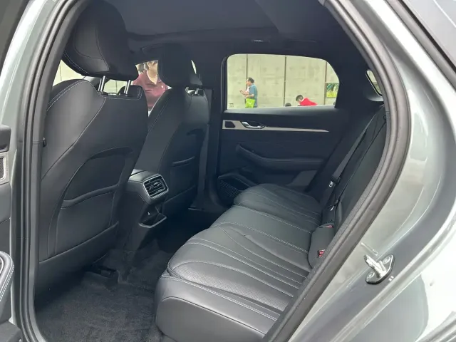 Geely Xingrui — Фото автомобиля 6