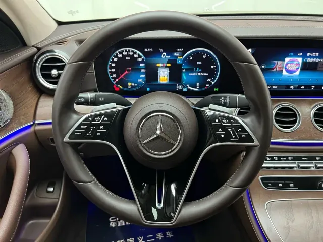 Mercedes-Benz E-Class — Фото автомобиля 14