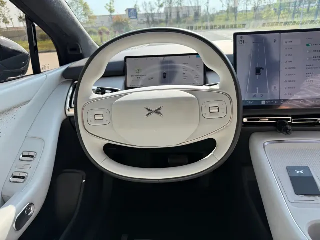 Xpeng P7+ — Фото автомобиля 5