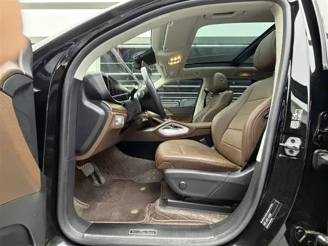 Mercedes-Benz GLE-Class — Фото автомобиля 9