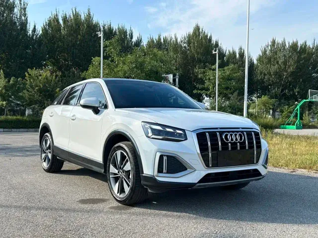 Audi Q2L — Фото автомобиля 3