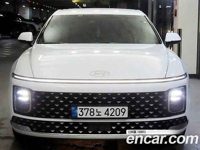 Hyundai Grandeur — Фото автомобиля 2