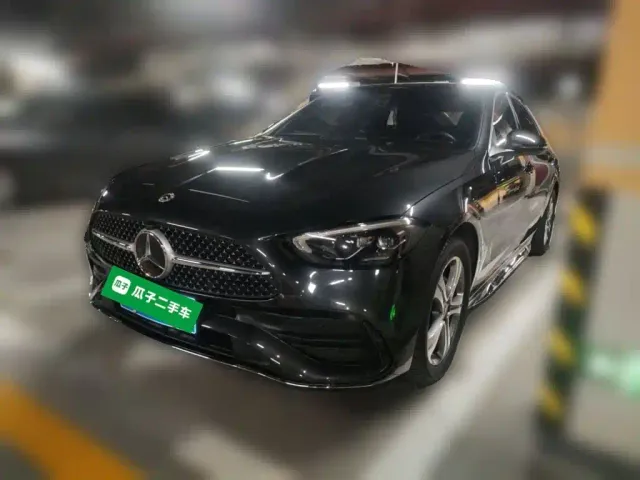 Фотография автомобиля — Mercedes-Benz C-Class