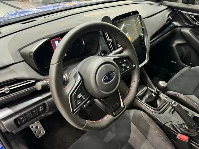 Subaru WRX — Фото автомобиля 8