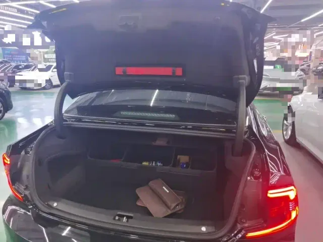 Volvo S90 — Фото автомобиля 18