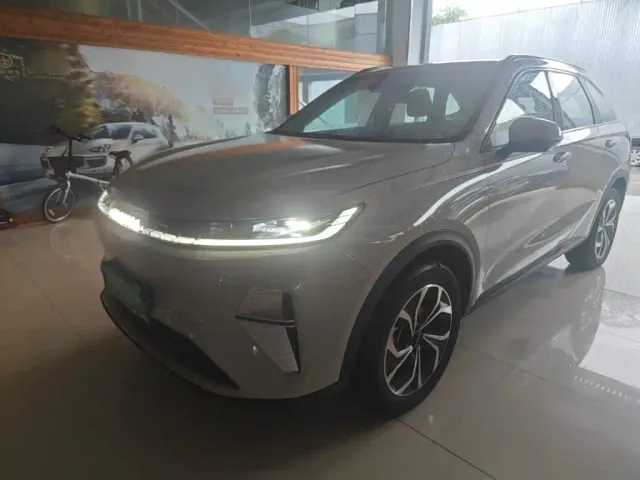 Фотография автомобиля — Haval Xiaolong MAX