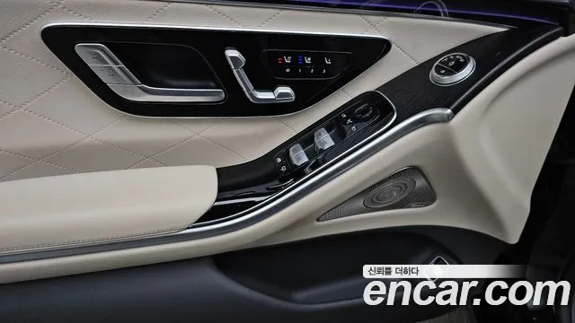 Mercedes-Benz S-Class — Фото автомобиля 13