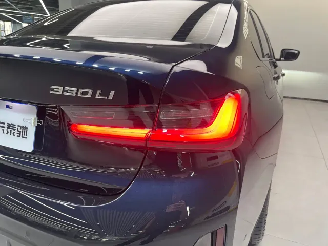BMW 3 Series — Фото автомобиля 14