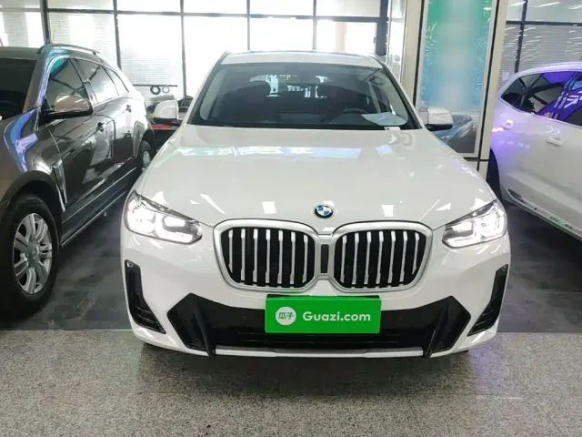 BMW X3 — Фото автомобиля 2