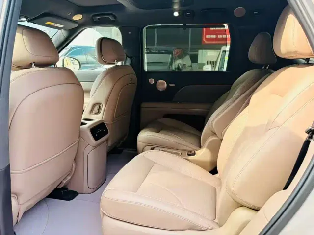 IM Motors LS8 — Фото автомобиля 4