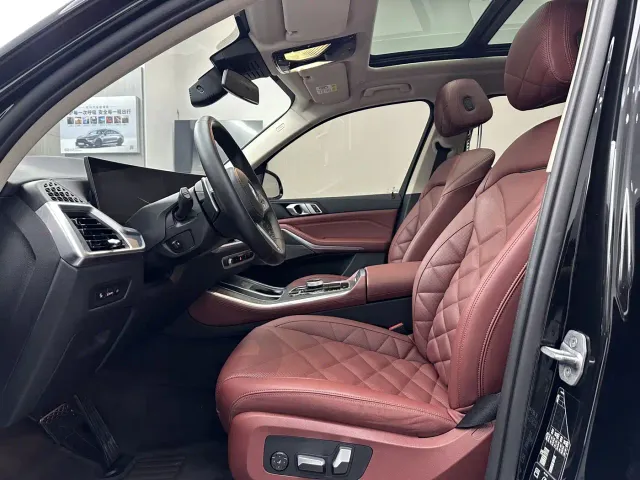 BMW X5 — Фото автомобиля 9