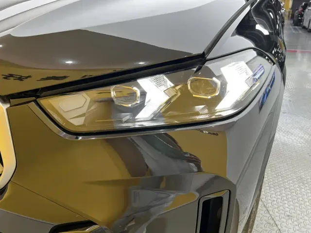 BMW X5 — Фото автомобиля 8