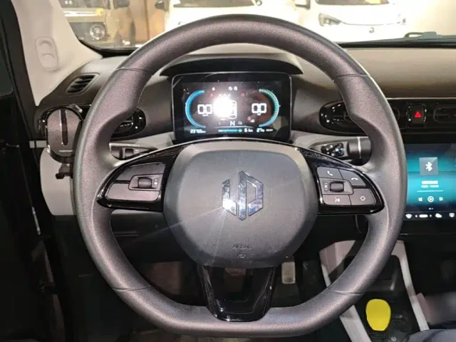 Leapmotor T03 — Фото автомобиля 10