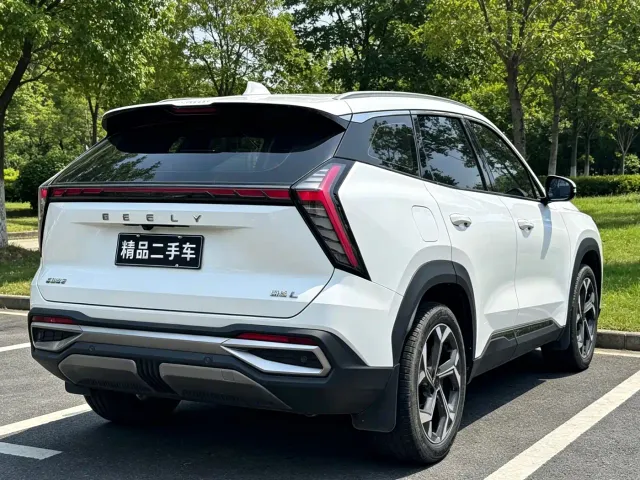 Geely Boyue L — Фото автомобиля 5