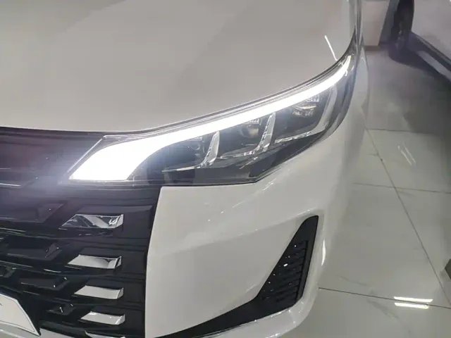 GAC Trumpchi M6 — Фото автомобиля 23
