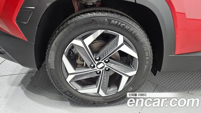 Hyundai Tucson Tucson (NX4) Бензин 1.6 турбо 2WD — Фото автомобиля 5
