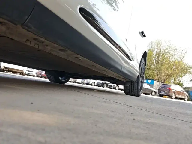 IM Motors LS6 — Фото автомобиля 21