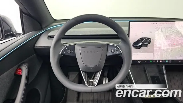 Tesla Model Y — Фото автомобиля 12