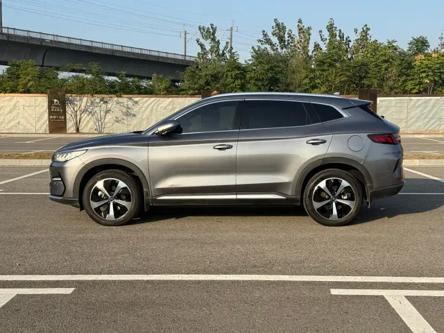 BYD Song PLUS — Фото автомобиля 17