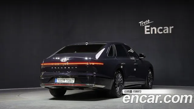 Hyundai Grandeur Grandeur (GN7) 2.5 Бензин 2WD — Фото автомобиля 2