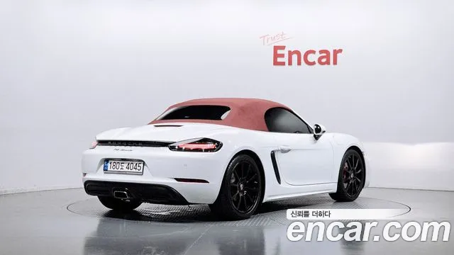 Porsche 718 — Фото автомобиля 2