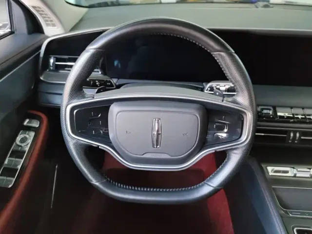 Lincoln Z — Фото автомобиля 15