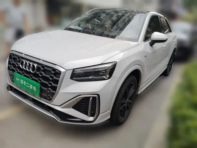 Фотография автомобиля — Audi Q2L