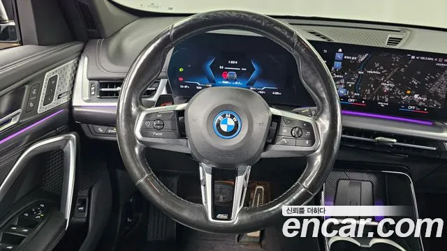 BMW iX1 U11 — Фото автомобиля 19