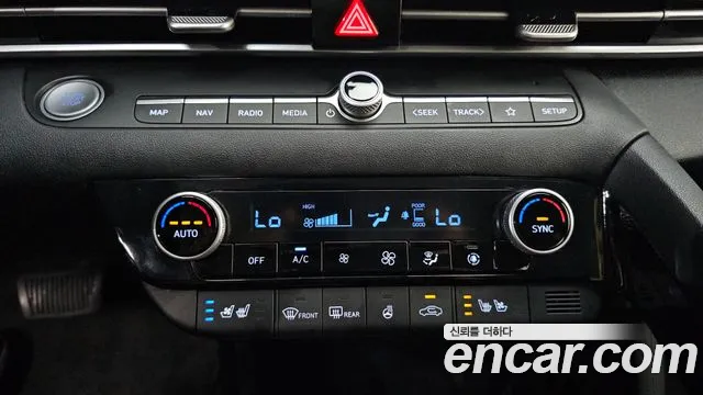 Hyundai AVANTE Modern — Фото автомобиля 19