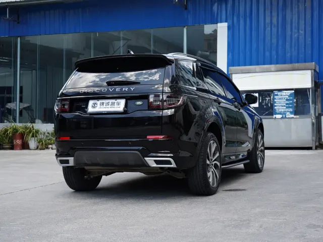 Land Rover Discovery Sport — Фото автомобиля 9