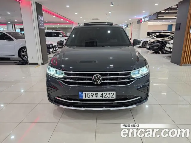 Volkswagen Tiguan — Фото автомобиля 2
