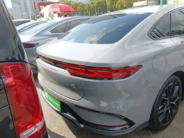 BYD Han — Фото автомобиля 5