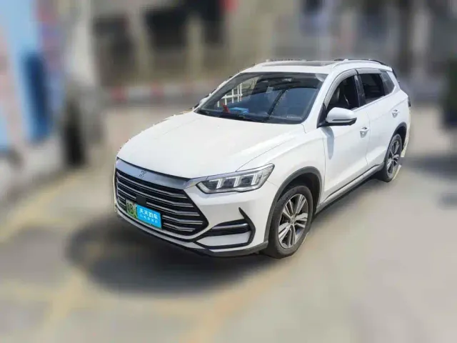 Фотография автомобиля — BYD Song Pro