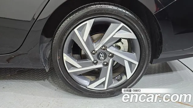 Hyundai Avante CN7 — Фото автомобиля 6
