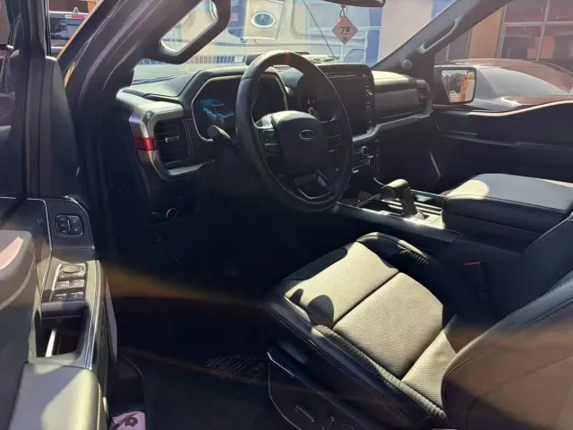 Ford F-150 Raptor — Фото автомобиля 4