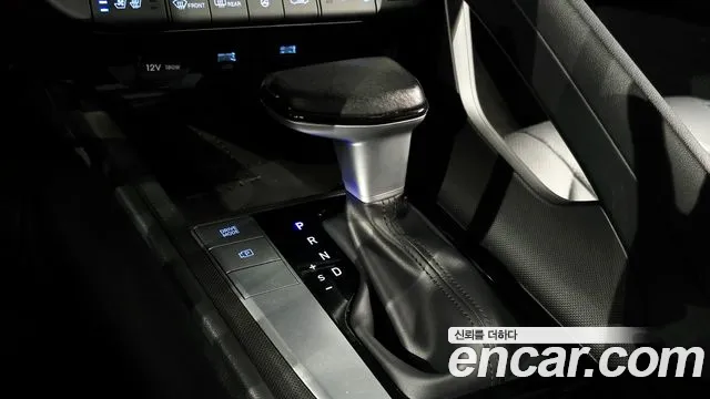 Hyundai Avante CN7 — Фото автомобиля 9