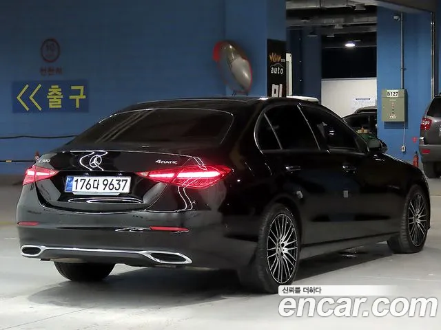Mercedes-Benz C-Class — Фото автомобиля 2