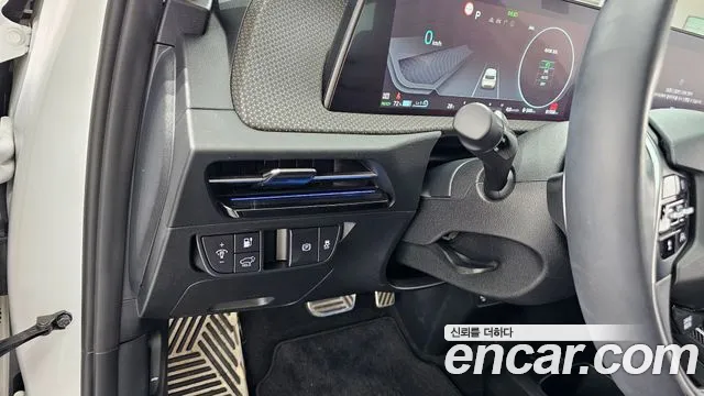 Kia EV6 — Фото автомобиля 17