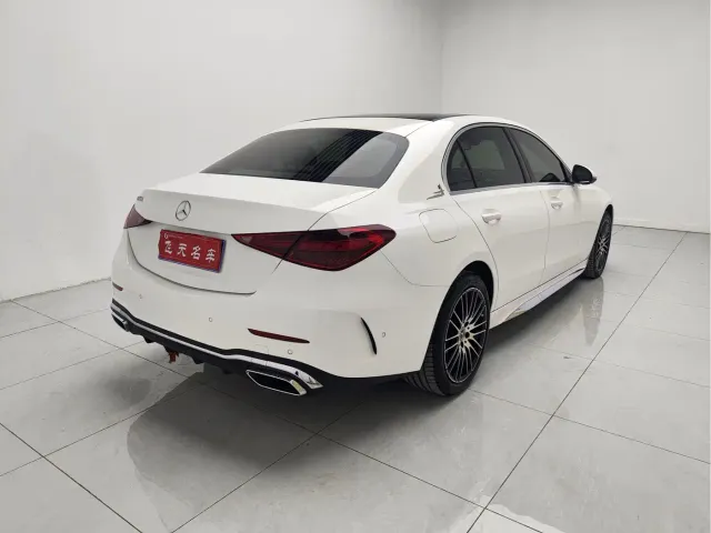 Mercedes-Benz C-Class — Фото автомобиля 4