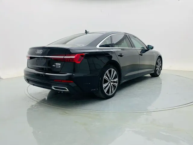 Audi A6L — Фото автомобиля 5
