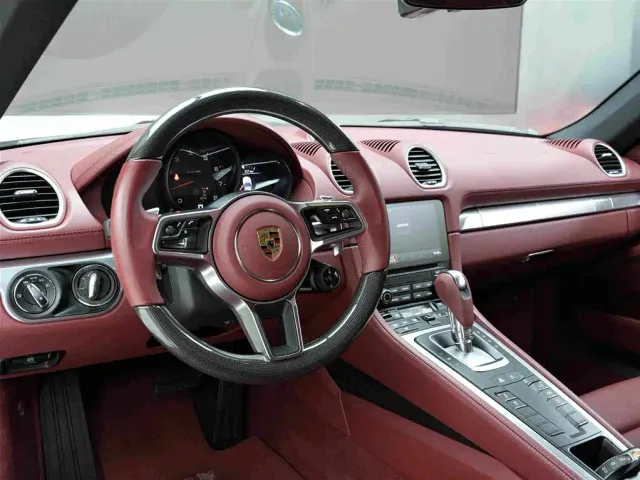 Porsche 718 — Фото автомобиля 6