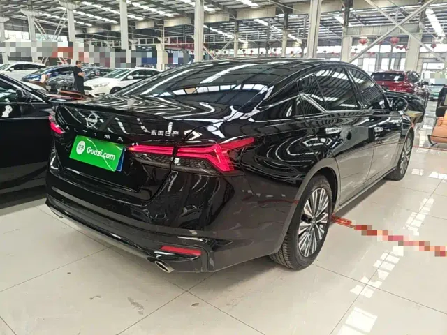 Nissan Teana — Фото автомобиля 6