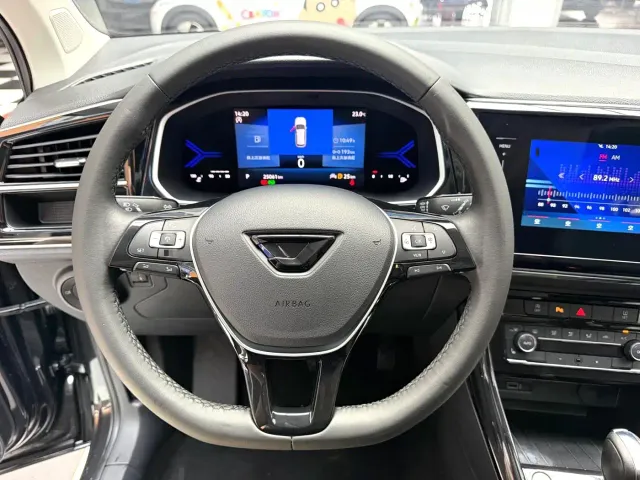 Jetta VS5 — Фото автомобиля 8