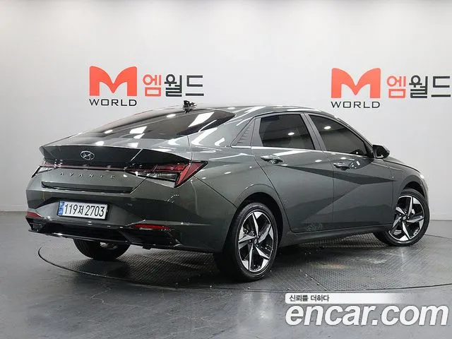 Hyundai Avante — Фото автомобиля 3