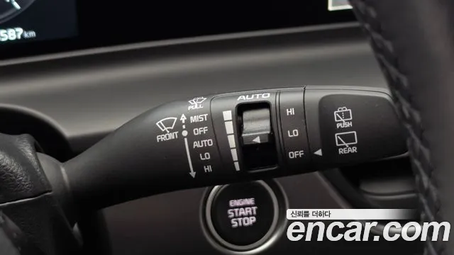 Kia Seltos New — Фото автомобиля 29