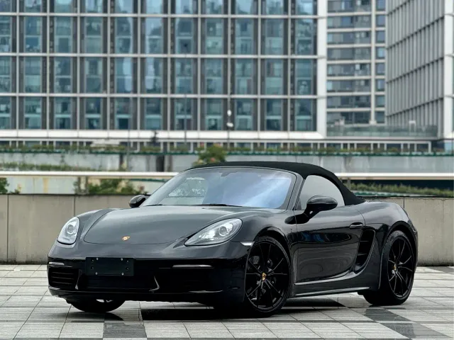 Porsche 718 — Фото автомобиля 2